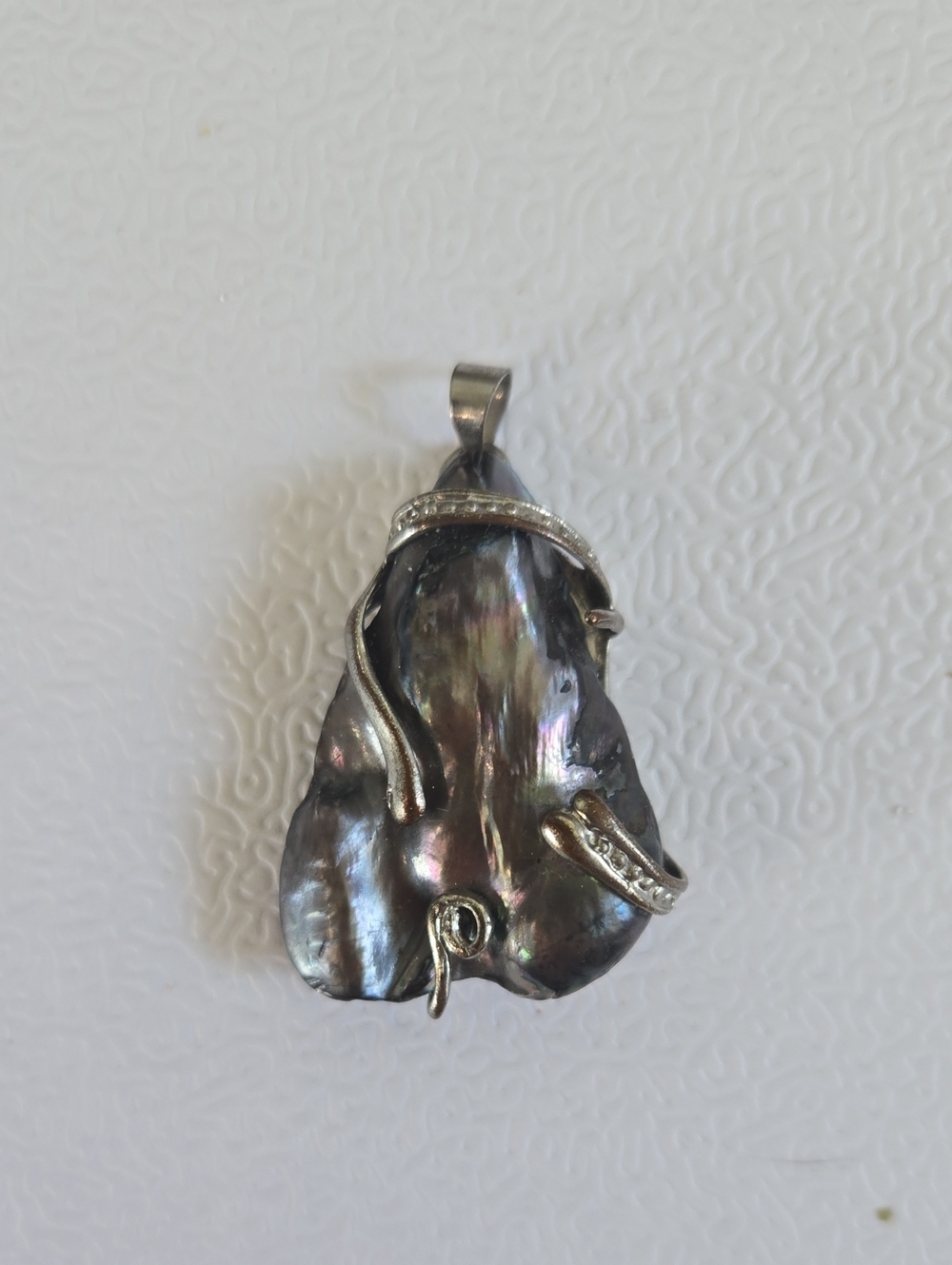 18k Gp Baroque Black Iridescent Pearl Pendant